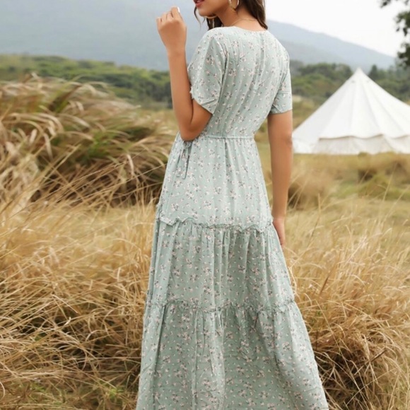 Boho V-Neck Floral Print Midi Dress - Picture 3 of 8